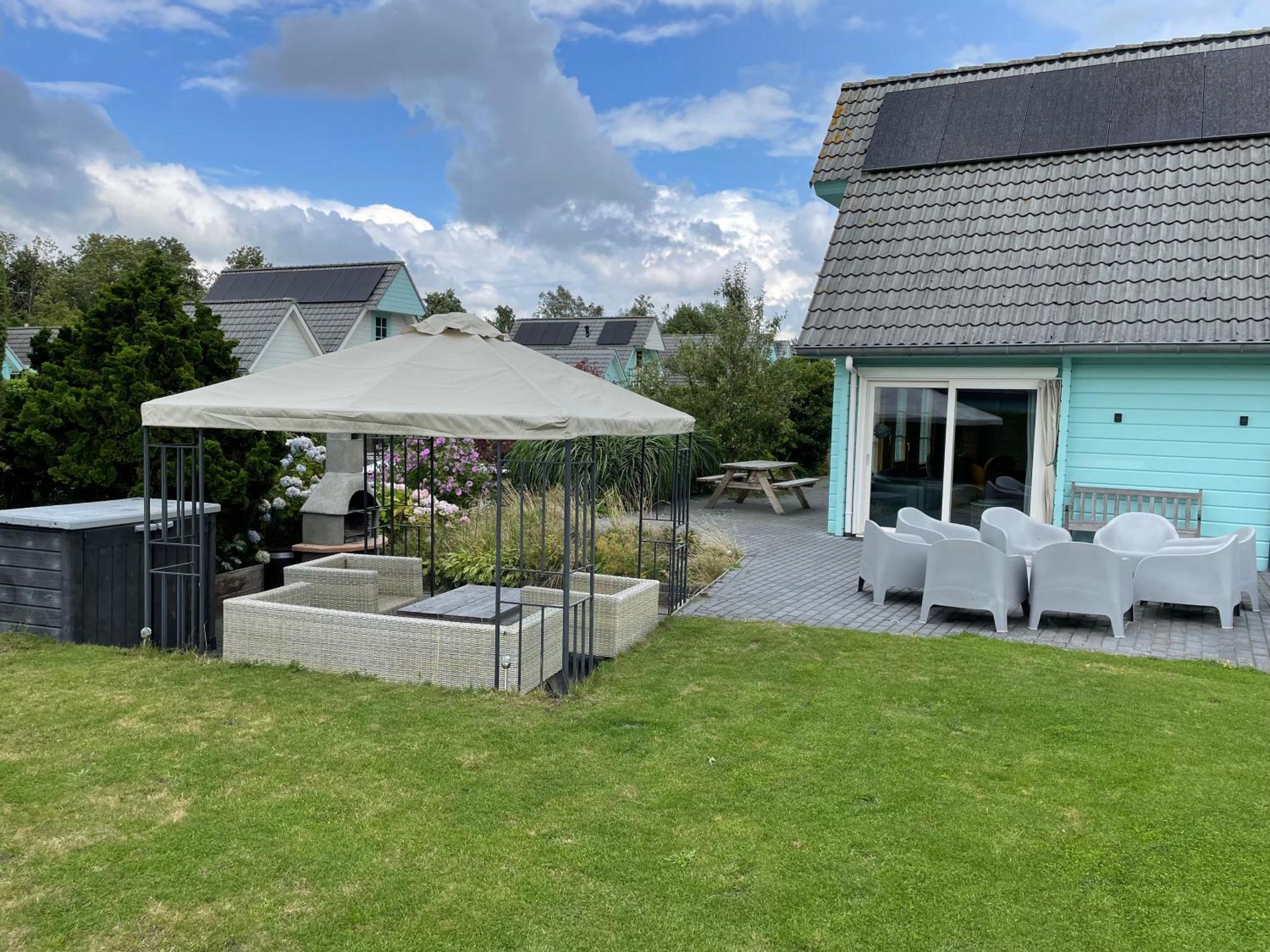 Vrijstaande Luxe Finse Blokhut 2-6 Of 2-8 Pers Villa Kropswolde Dış mekan fotoğraf