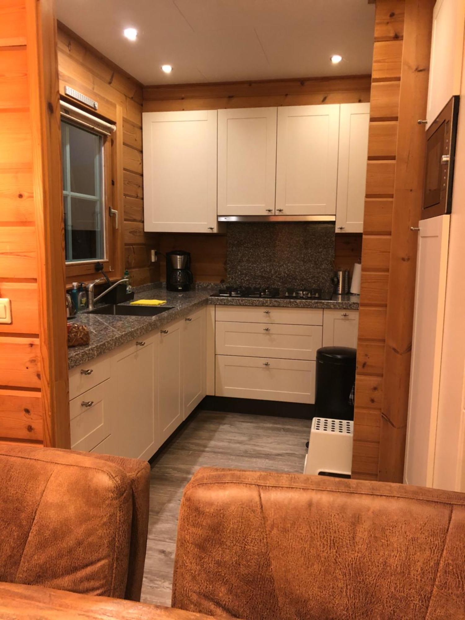 Vrijstaande Luxe Finse Blokhut 2-6 Of 2-8 Pers Villa Kropswolde Oda fotoğraf
