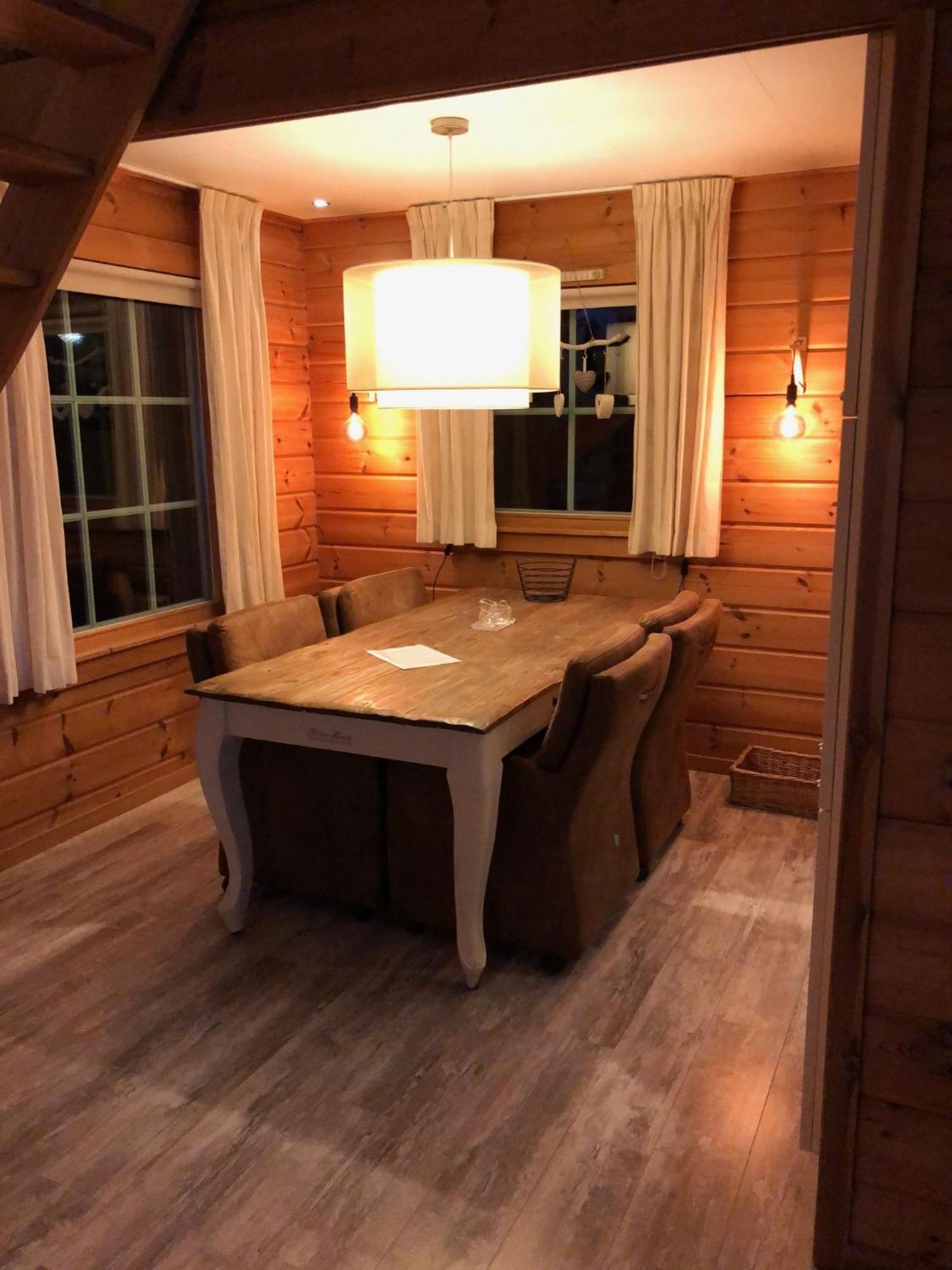 Vrijstaande Luxe Finse Blokhut 2-6 Of 2-8 Pers Villa Kropswolde Oda fotoğraf