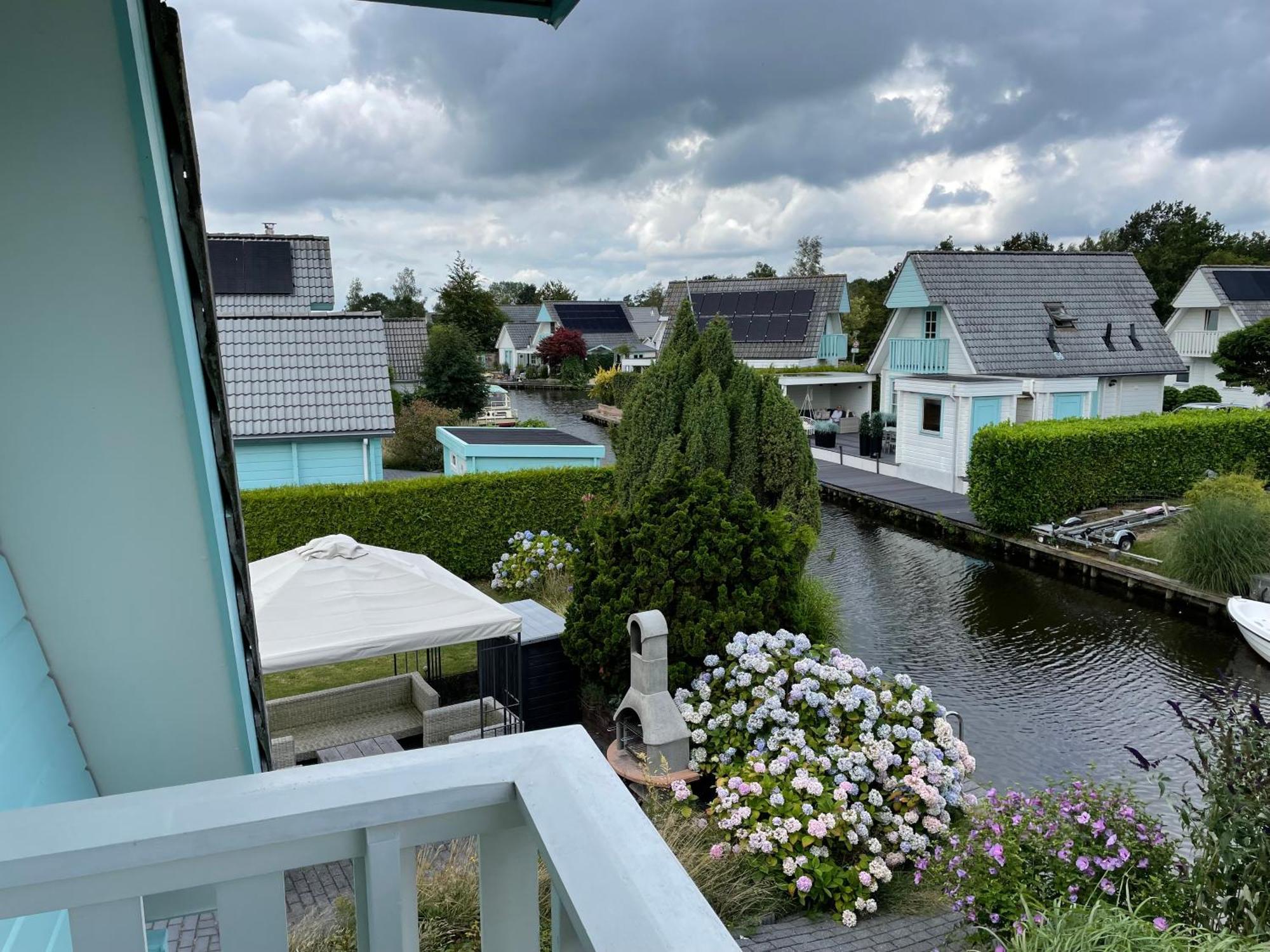 Vrijstaande Luxe Finse Blokhut 2-6 Of 2-8 Pers Villa Kropswolde Oda fotoğraf